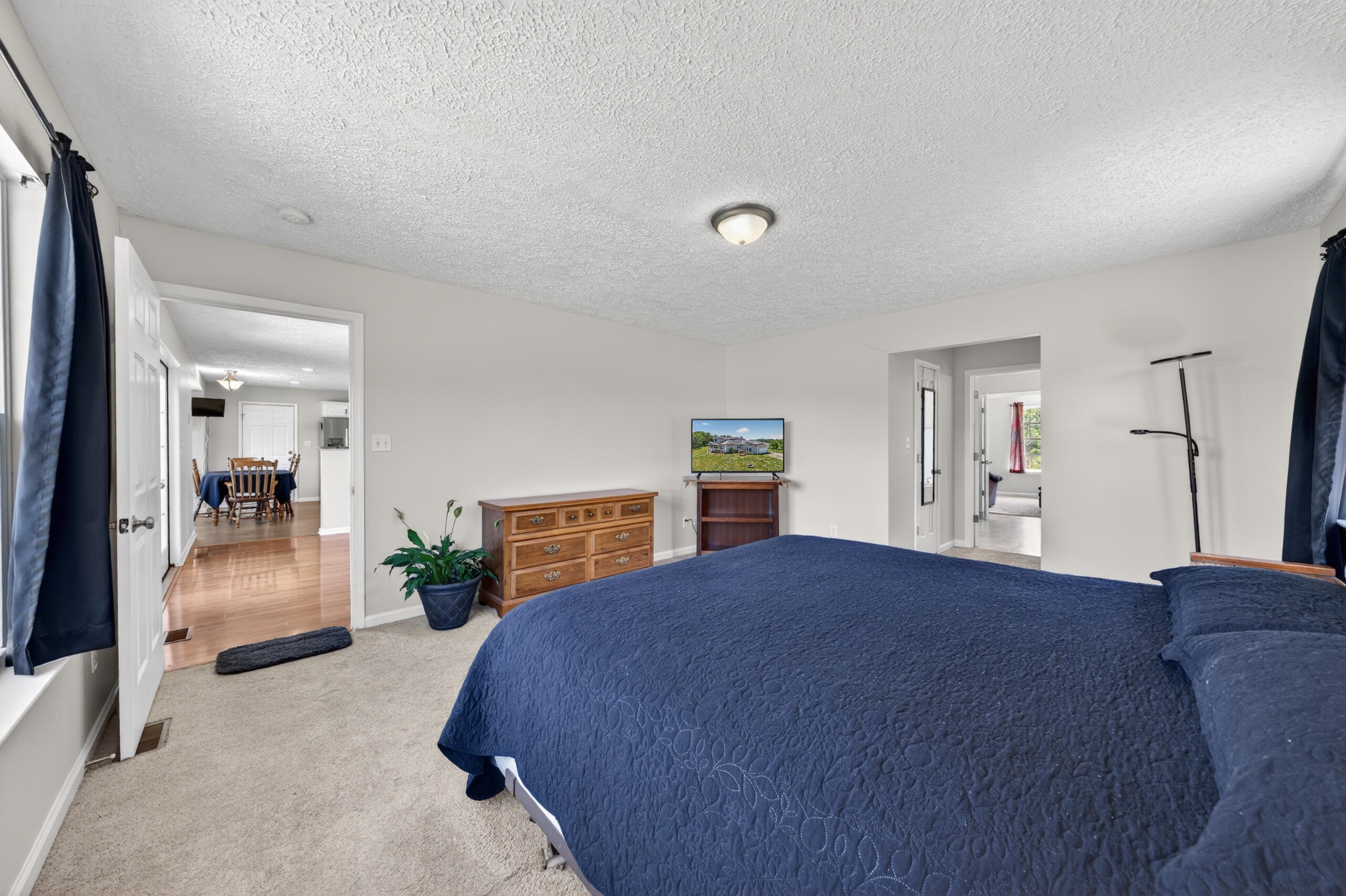 1633 Pilot Mountain Road Moneta, VA 24121 - Photo 30 of 103 Master BR