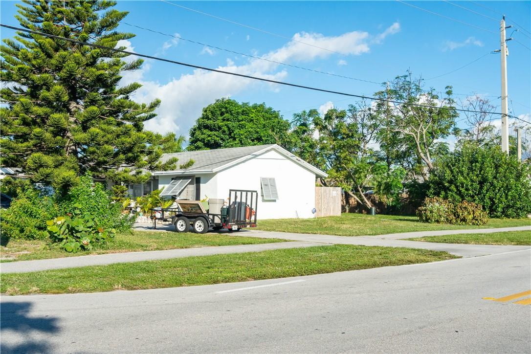 1015 Seagrape Road Lake Worth, FL 33462 - Photo 8 of 8 Photo 8