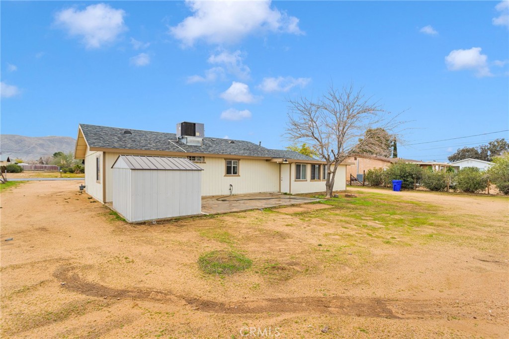 22040 Aleut Road Apple Valley, CA 92308 - Photo 20 of 28