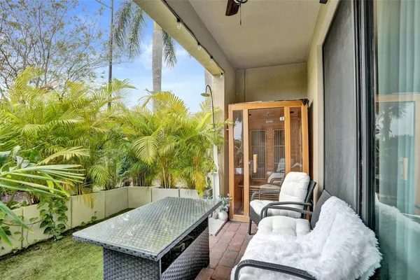 $3,375 | 4234 North Dixie Highway, Unit 125, Oakland Park, FL 33334