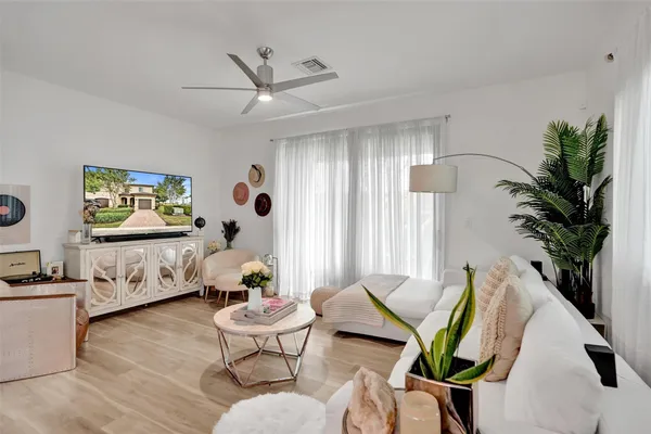 $3,375 | 4234 North Dixie Highway, Unit 125, Oakland Park, FL 33334