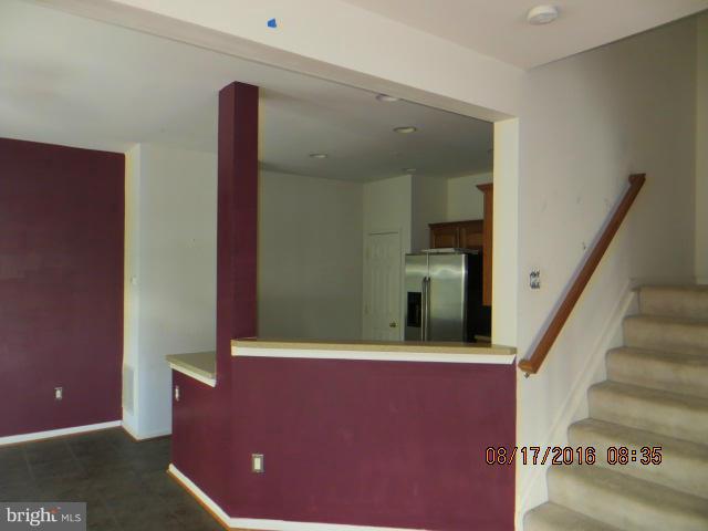 7098 Water Oak Road, Unit 122 Elkridge, MD 21075 - Photo 17 of 18 view to the kitchen