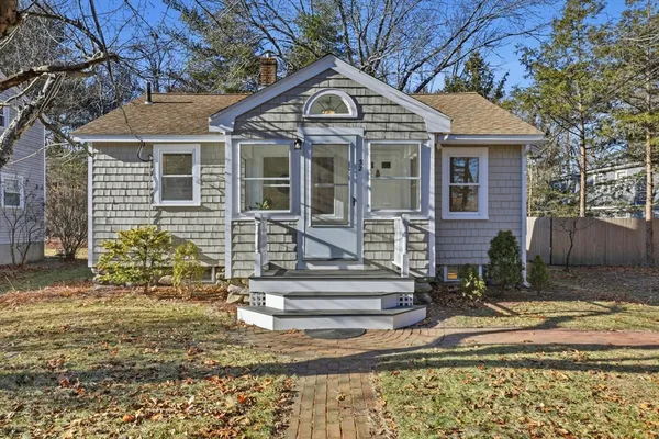 $790,000 | 32 Bolton Street, Concord, MA 01742