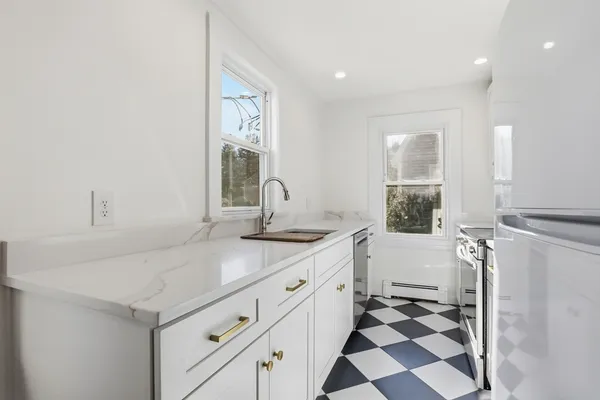 $790,000 | 32 Bolton Street, Concord, MA 01742
