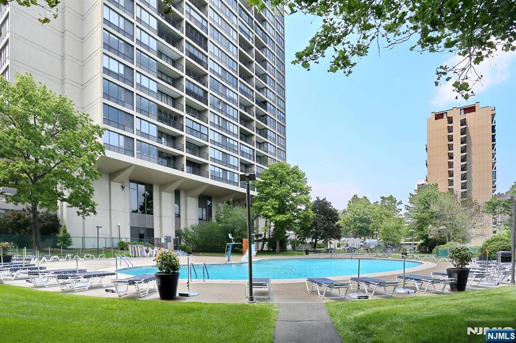 4 Horizon Road, Unit 815 Fort Lee, NJ 07024 - Photo 38 of 44 Gallery Image 38