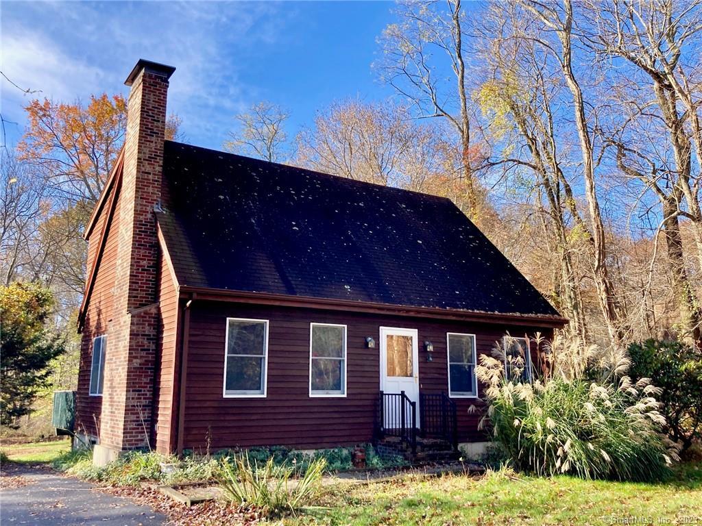 37 White Plains Road Norwich, CT 06360 - Photo 1 of 1 Gallery Image 1