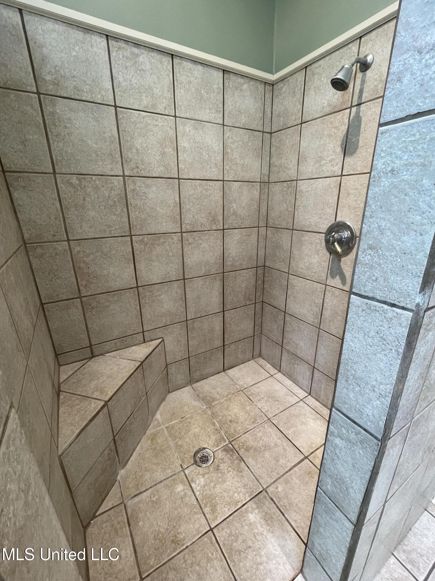 500 Charles Street Brookhaven, MS 39601 - Photo 16 of 33 IMG_0618