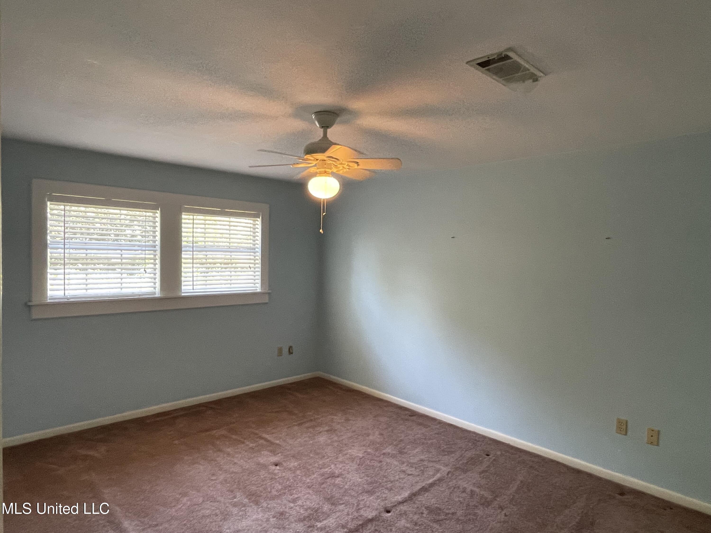 500 Charles Street Brookhaven, MS 39601 - Photo 27 of 33 IMG_0632