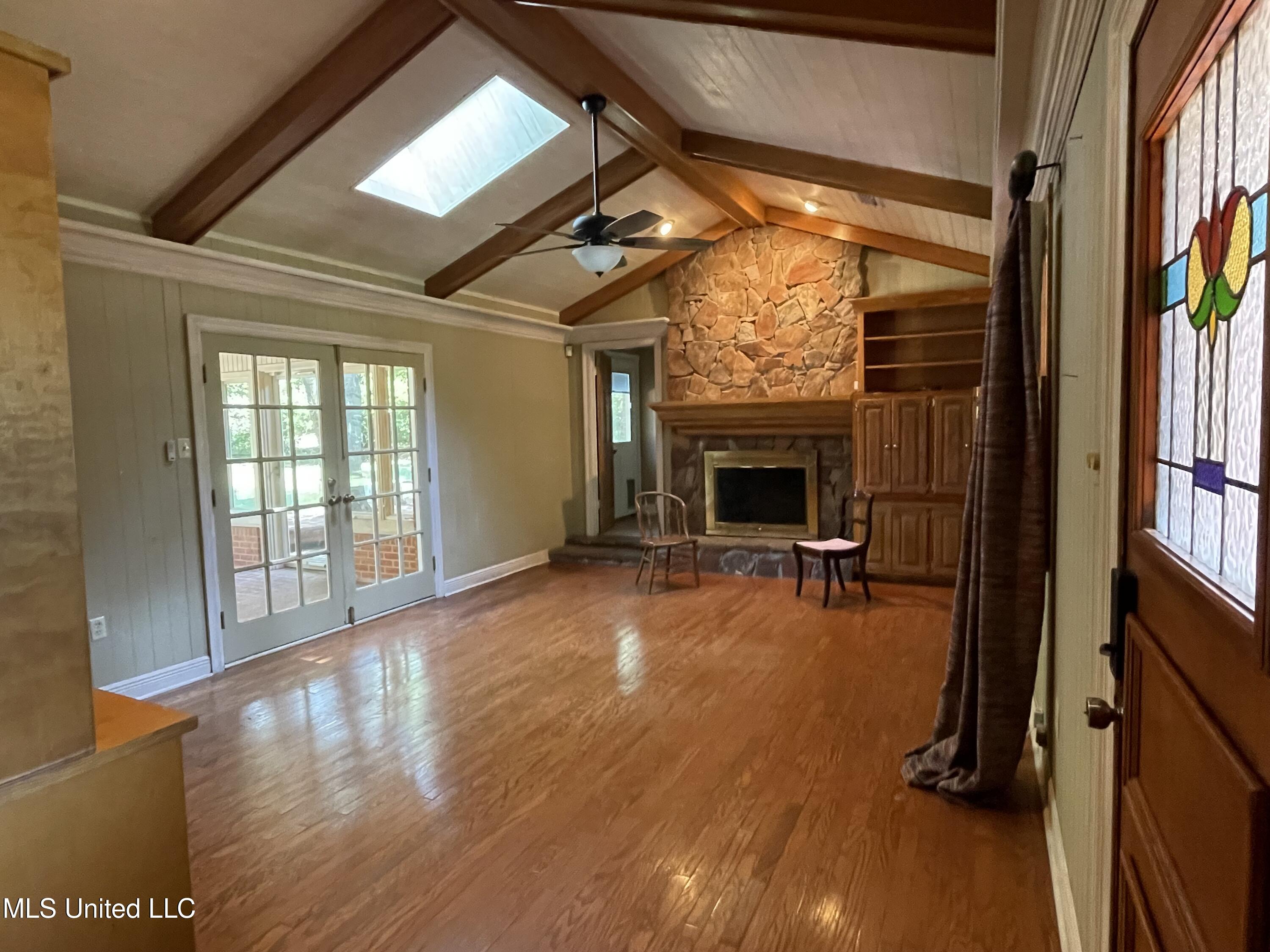 500 Charles Street Brookhaven, MS 39601 - Photo 3 of 33 IMG_0626