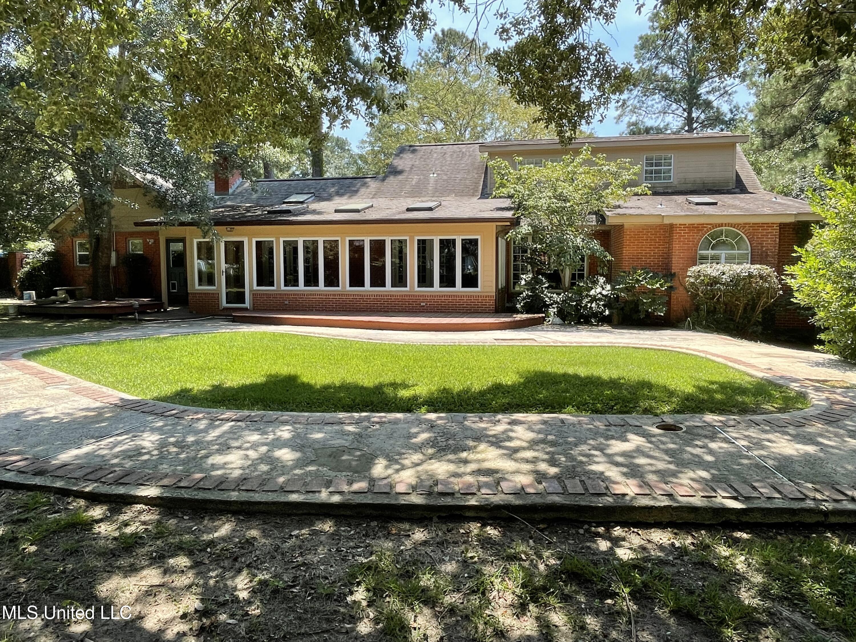 500 Charles Street Brookhaven, MS 39601 - Photo 31 of 33 IMG_0640