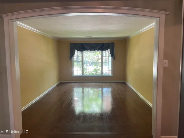 $359,900 | 500 Charles Street, Brookhaven, MS 39601