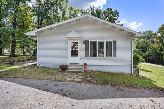 $210,000 | 15 Dolores Street, Camdenton, MO 65020
