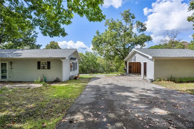 $210,000 | 15 Dolores Street, Camdenton, MO 65020