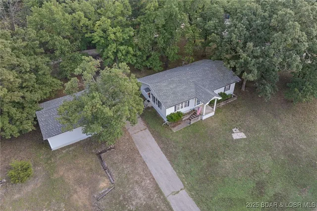 $210,000 | 15 Dolores Street, Camdenton, MO 65020