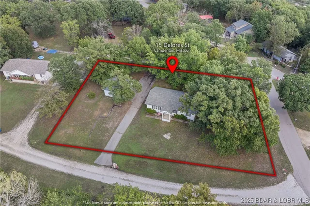 $210,000 | 15 Dolores Street, Camdenton, MO 65020