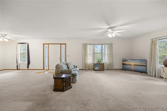 $210,000 | 15 Dolores Street, Camdenton, MO 65020