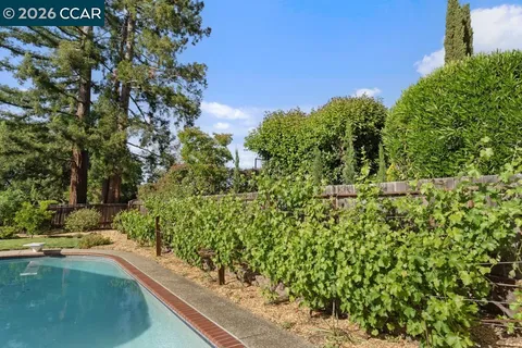 $1,695,000 | 2866 Bowling Green Drive, Walnut Creek, CA 94598