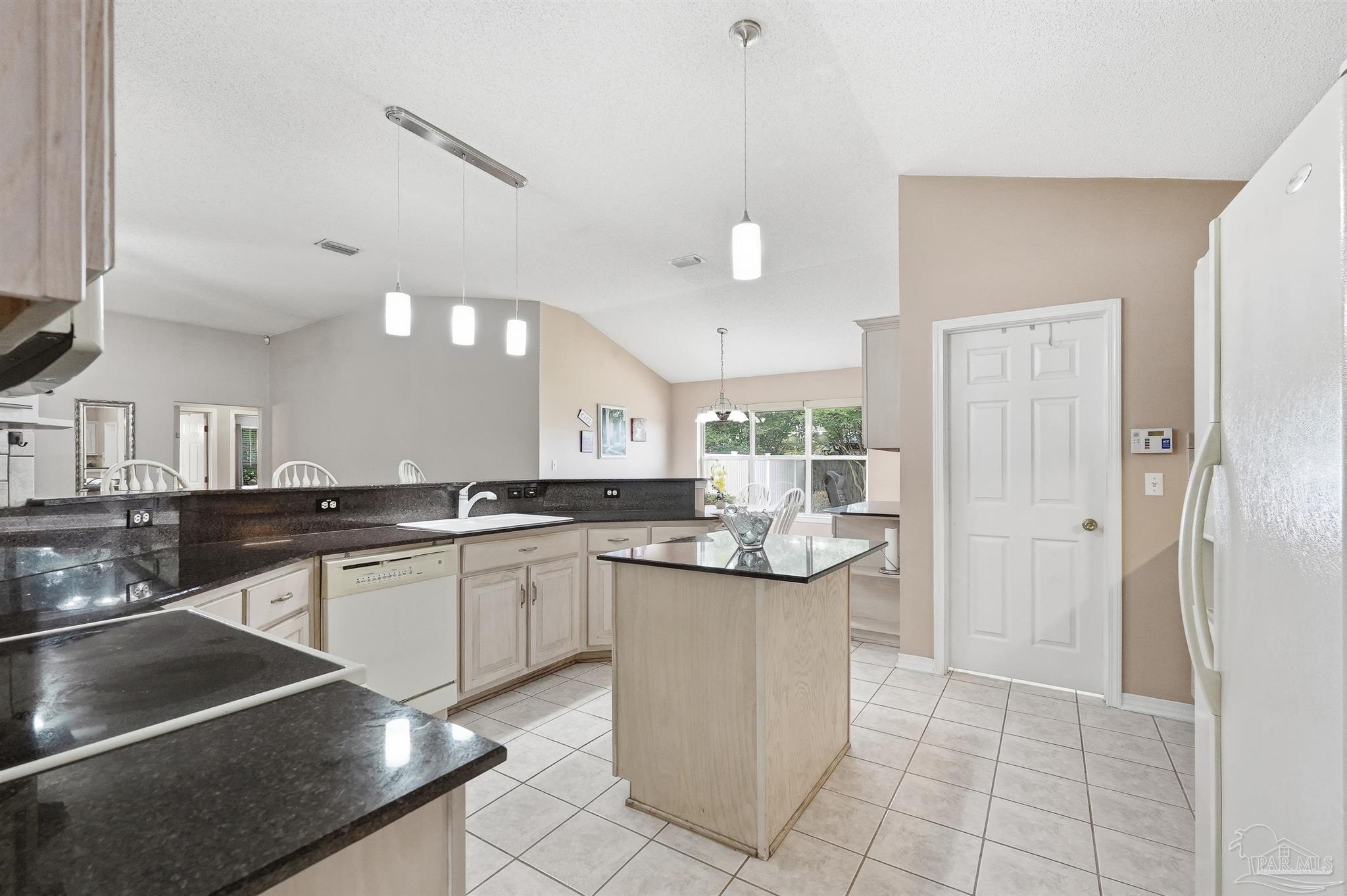 7154 Riverview Road Navarre, FL 32566 - Photo 12 of 62 Gallery Image 12