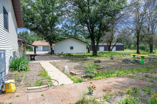 $460,000 | W6403 23rd Street, Necedah, WI 54646