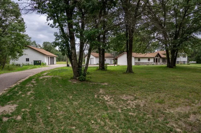 $460,000 | W6403 23rd Street, Necedah, WI 54646