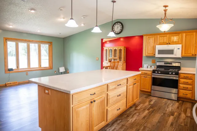 $460,000 | W6403 23rd Street, Necedah, WI 54646