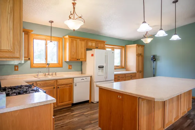 $460,000 | W6403 23rd Street, Necedah, WI 54646