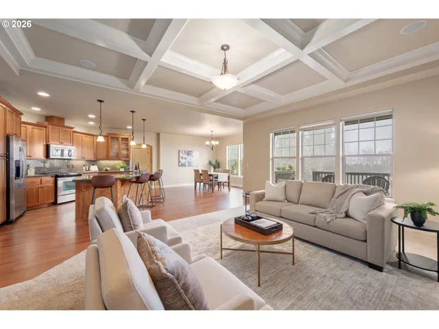 $735,000 | 6032 Graystone Loop, Springfield, OR 97478