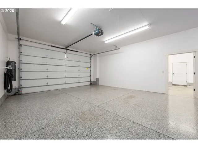 $735,000 | 6032 Graystone Loop, Springfield, OR 97478