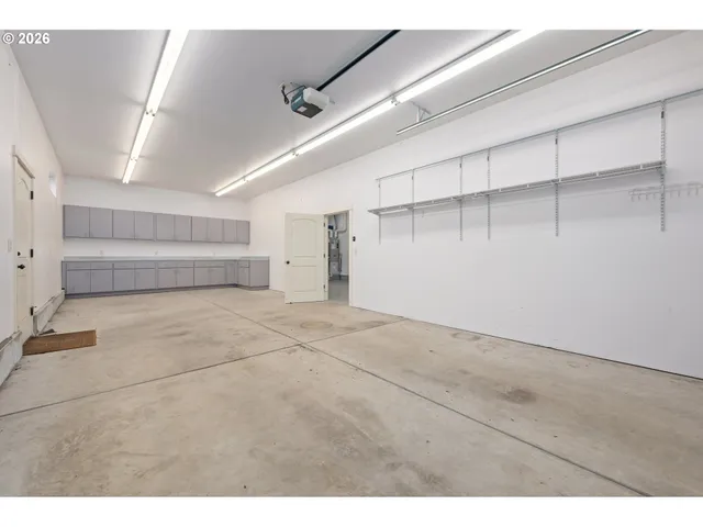 $735,000 | 6032 Graystone Loop, Springfield, OR 97478