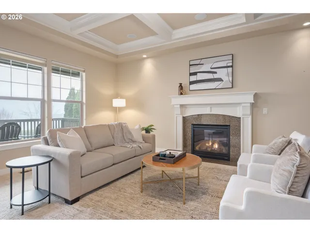 $735,000 | 6032 Graystone Loop, Springfield, OR 97478