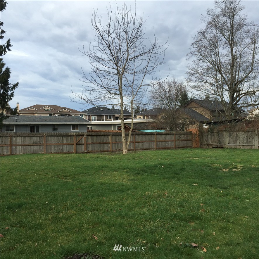 12433 156th Avenue Southeast Renton, WA 98059 - Photo 14 of 15 Gallery Image 14
