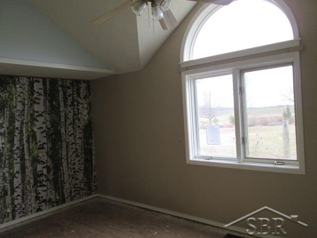8821 East Coleman Road Coleman, MI 48618 - Photo 14 of 25 31314003-13.JPG