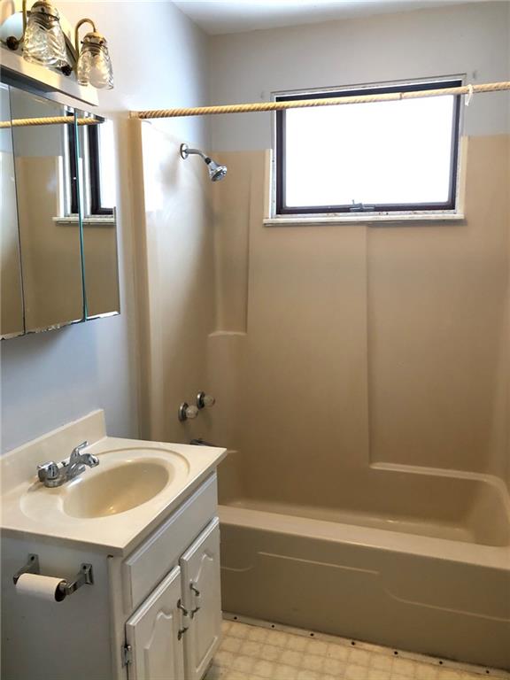 775 Beacom Drive Beaver, PA 15009 - Photo 12 of 15 Full Bath.