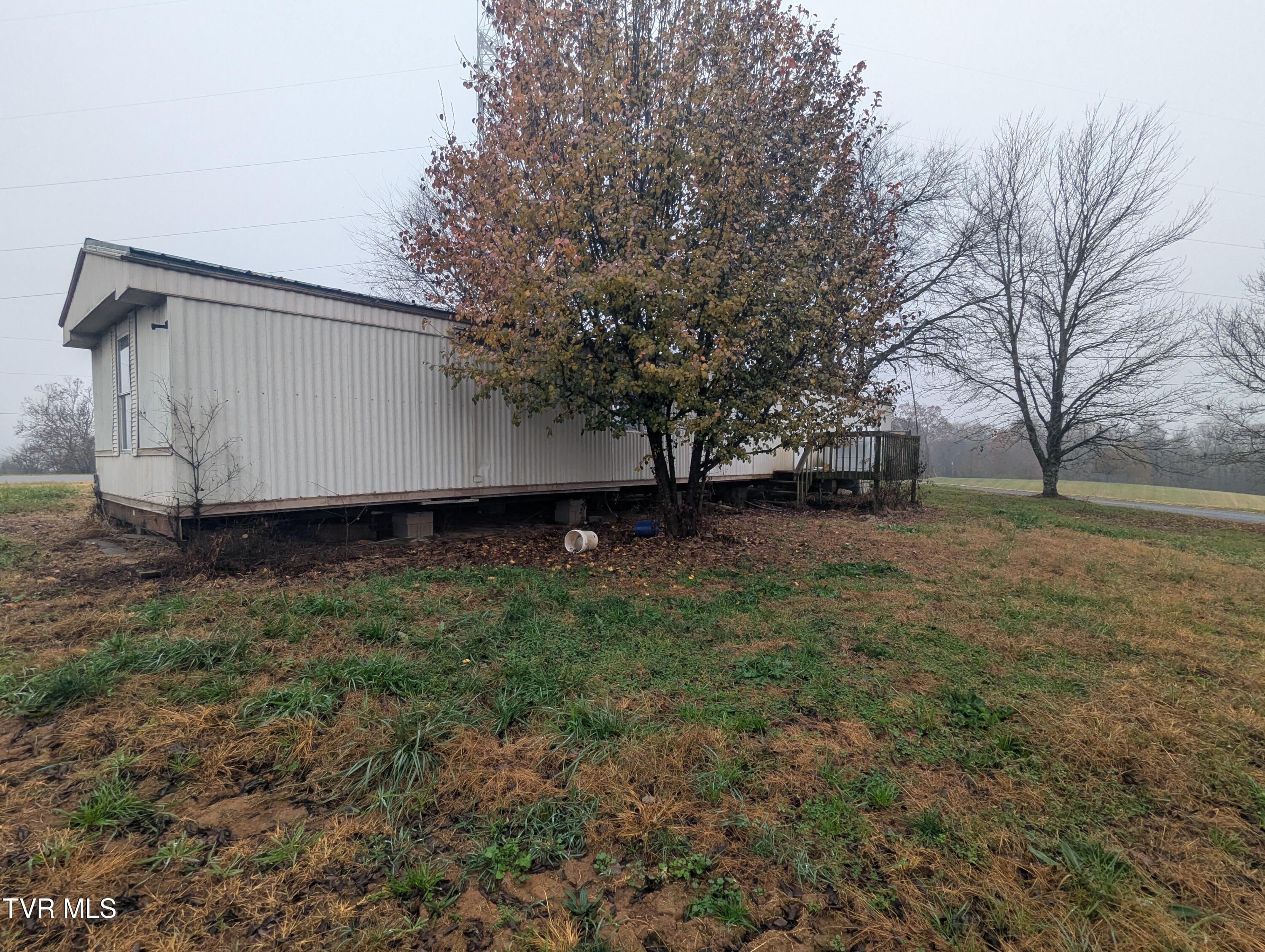 170 John Mathews Road Limestone, TN 37681 - Photo 4 of 13 PXL_20251121_140953112