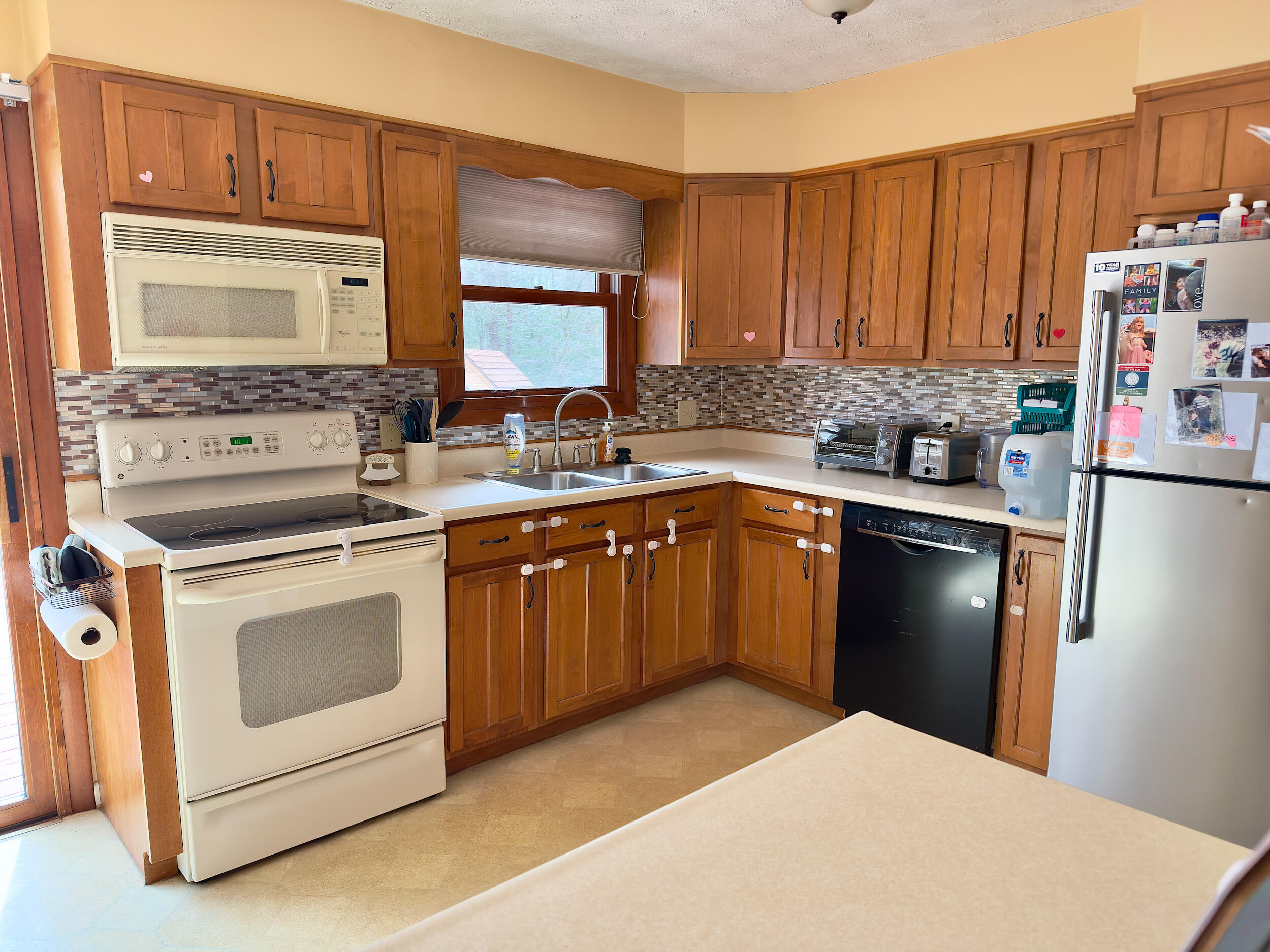 21 Mitchell Street Lewiston, ME 04240 - Photo 7 of 24 IMG_6160