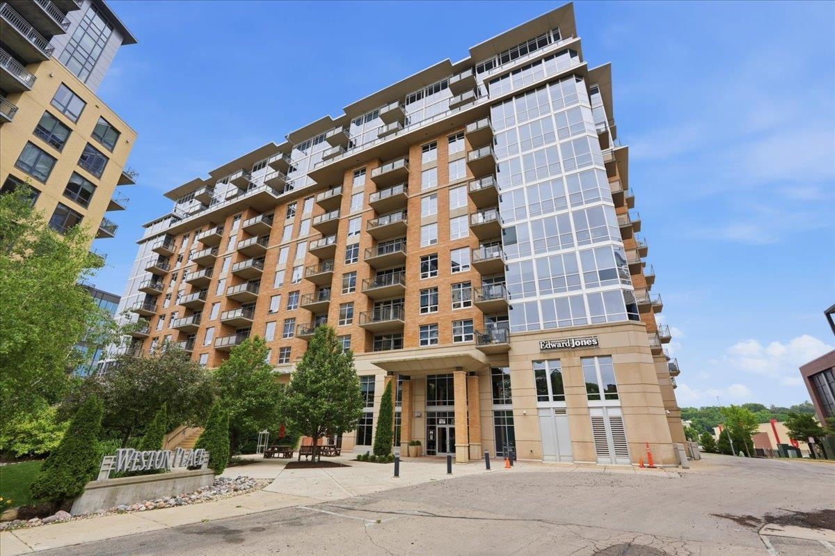 625 North Segoe Road, Unit 1100 Madison, WI 53705 - Photo 59 of 60