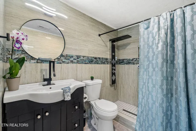 $385,000 | 286 Ridge Road, Maynardville, TN 37807