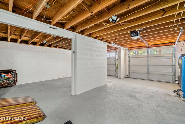 $385,000 | 286 Ridge Road, Maynardville, TN 37807