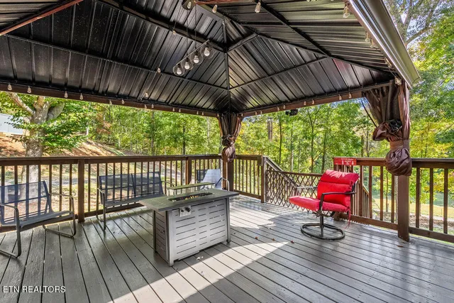 $385,000 | 286 Ridge Road, Maynardville, TN 37807