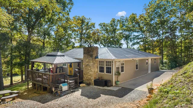 $385,000 | 286 Ridge Road, Maynardville, TN 37807