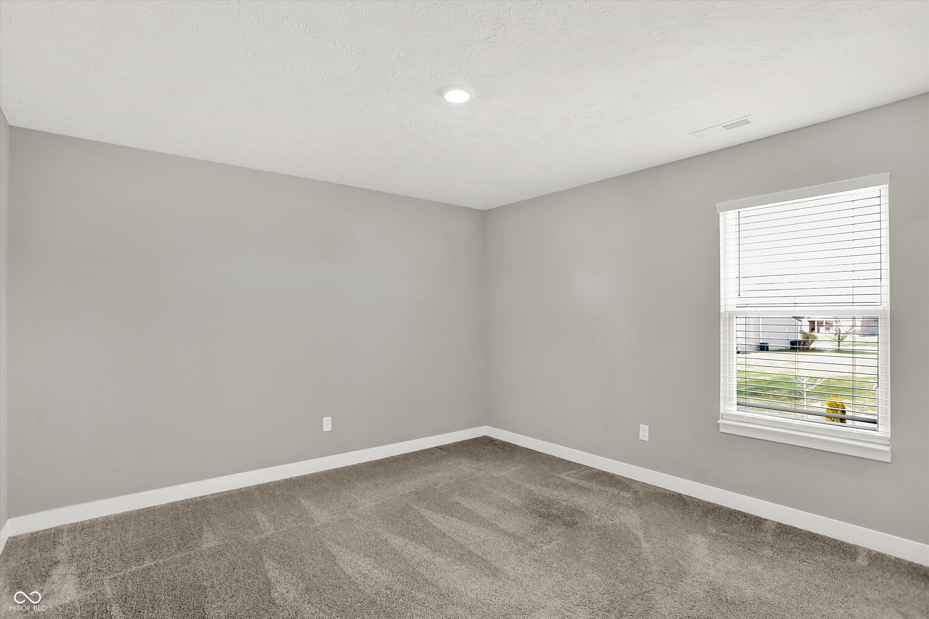 2724 Daisy Court Columbus, IN 47201 - Photo 31 of 83