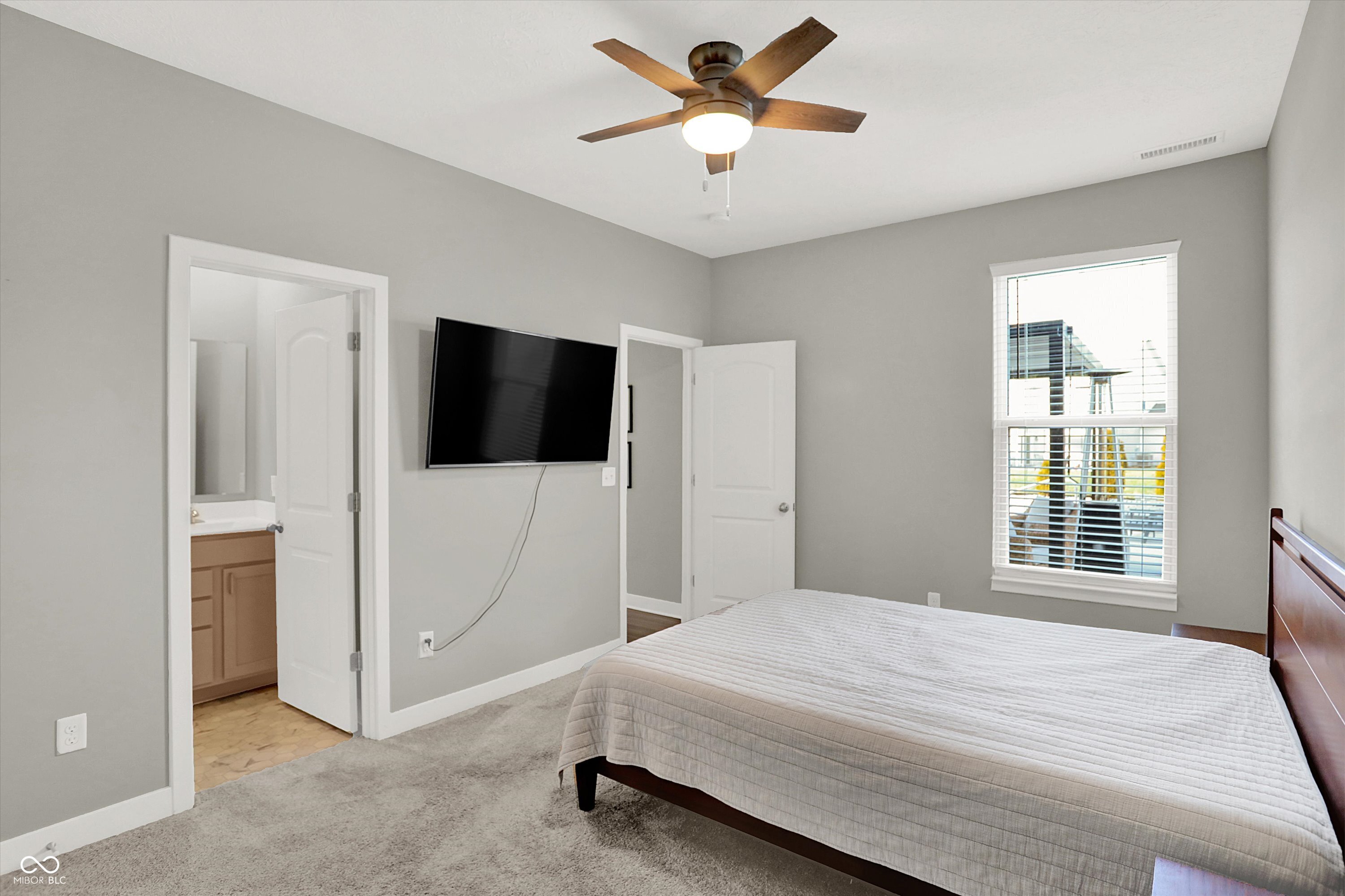 2724 Daisy Court Columbus, IN 47201 - Photo 37 of 83