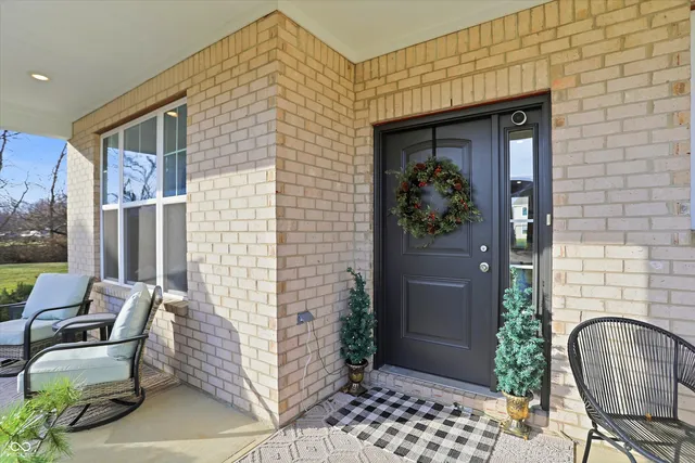 $595,000 | 2724 Daisy Court, Columbus, IN 47201