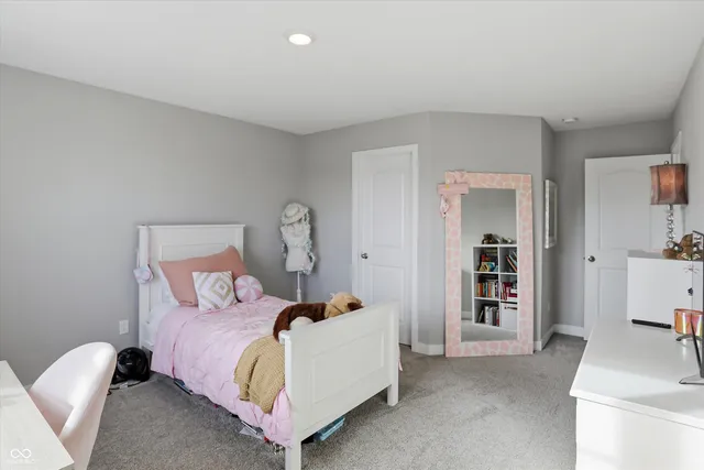 $595,000 | 2724 Daisy Court, Columbus, IN 47201