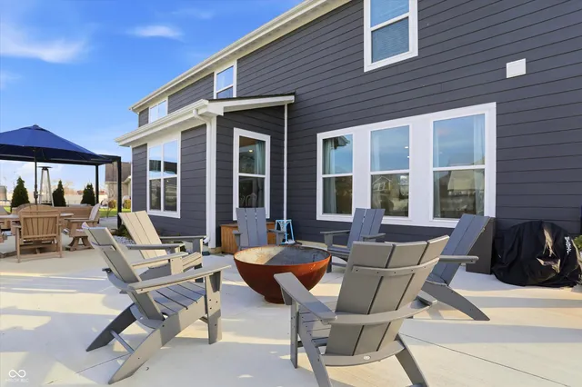 $595,000 | 2724 Daisy Court, Columbus, IN 47201