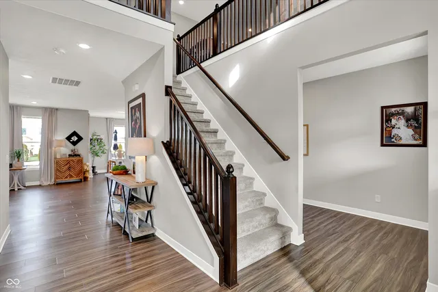 $595,000 | 2724 Daisy Court, Columbus, IN 47201