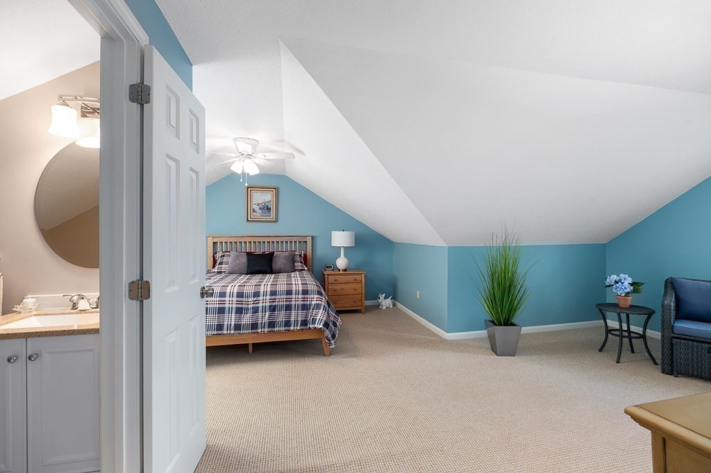 95 Village Post Road, Unit 95 Danvers, MA 01923 - Photo 19 of 34