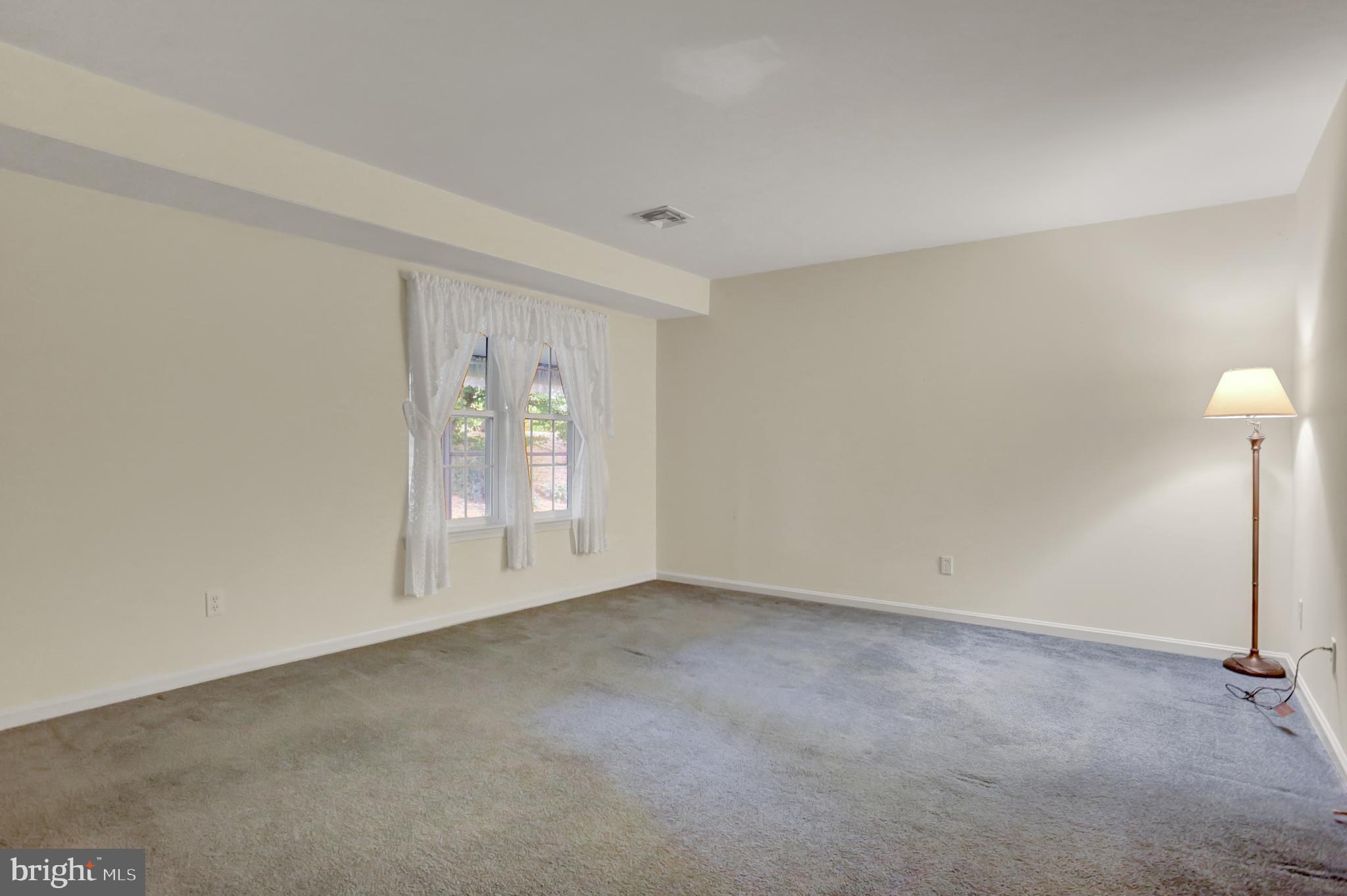 1839 Wexford Road Palmyra, PA 17078 - Photo 12 of 26 Gallery Image 12
