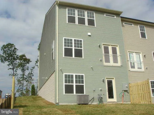 $3,200 | 11764 Dawkins Ridge Lane, Bristow, VA 20136