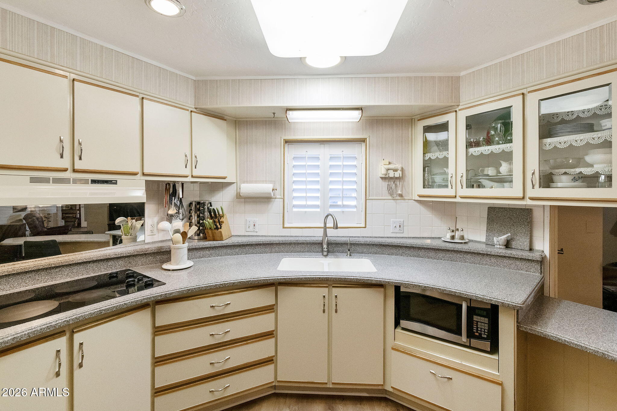 2435 North Higley Road Mesa, AZ 85215 - Photo 3 of 84 18-web-or-mls-DLB_4418